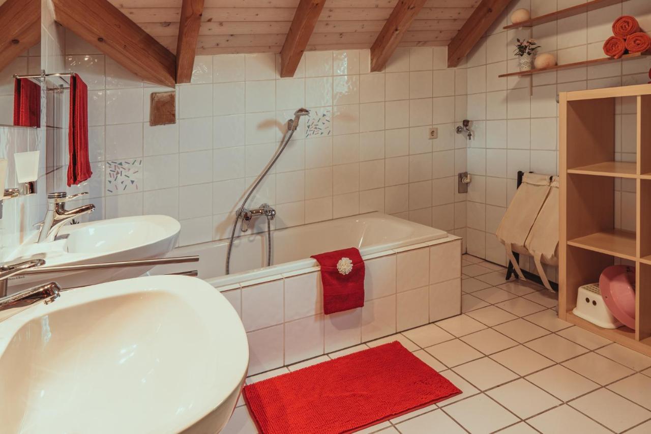 Armonia Altach, 2-6 P, 2 Schlafzimmer, Kueche, Parkplatz, Balkon, Wifi, Garten, Stellplatz Fuer Ski Exterior photo