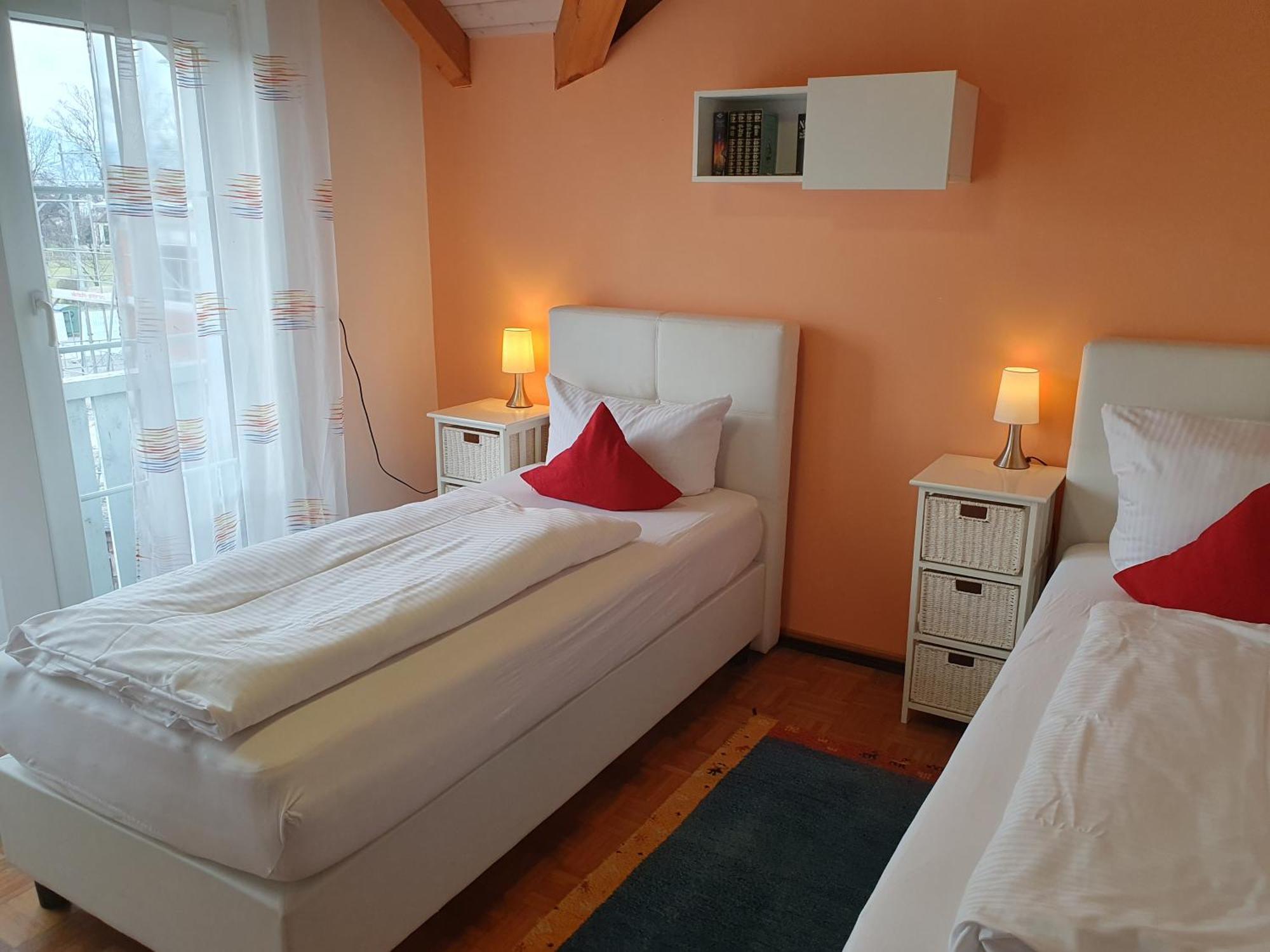 Armonia Altach, 2-6 P, 2 Schlafzimmer, Kueche, Parkplatz, Balkon, Wifi, Garten, Stellplatz Fuer Ski Exterior photo